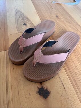 Women’s Platform Flip-Flop Sandals by Indosole Rust size 10-11